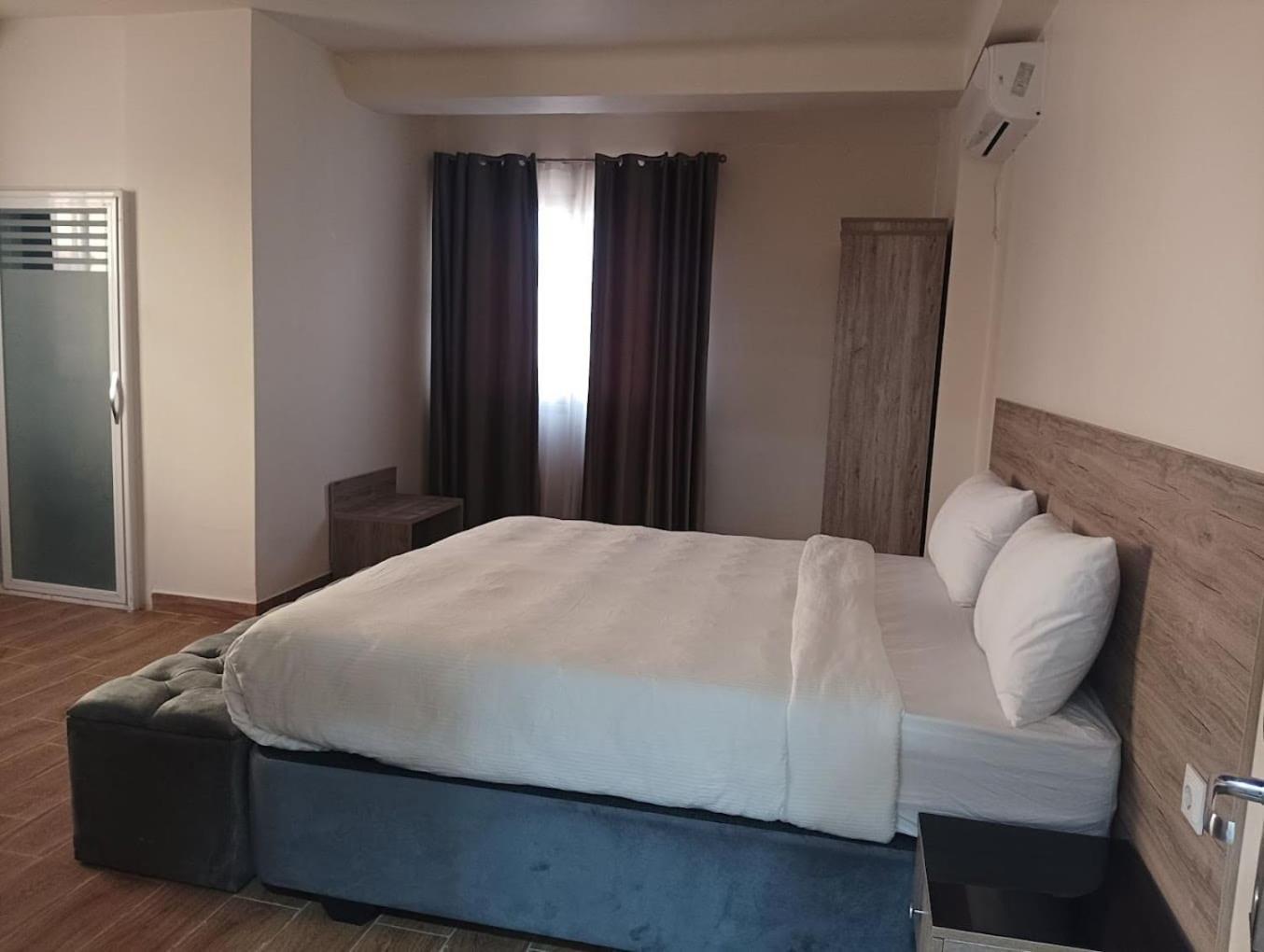 Nour Echames Hotel - Cheraga Luaran gambar